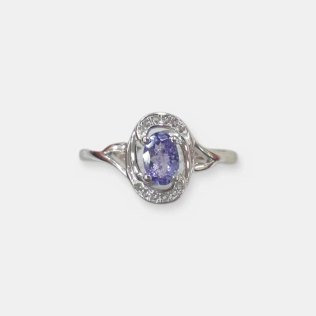 Серебряное кольцо с танзанитом